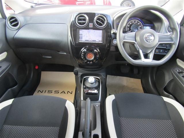 Nissan NOTE 2018-10 196229-2