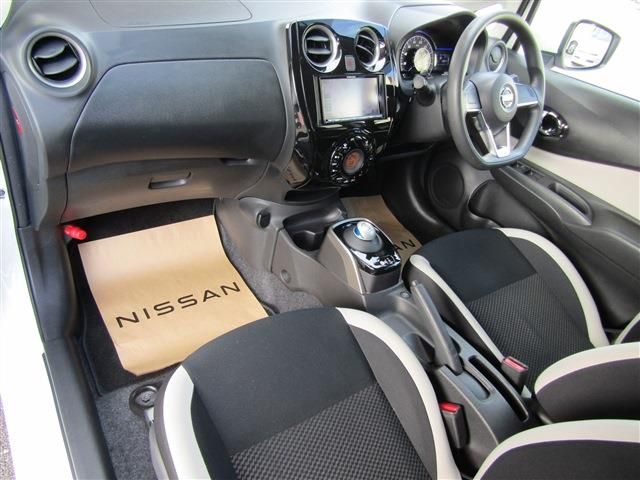 Nissan NOTE 2018-10 196229-24