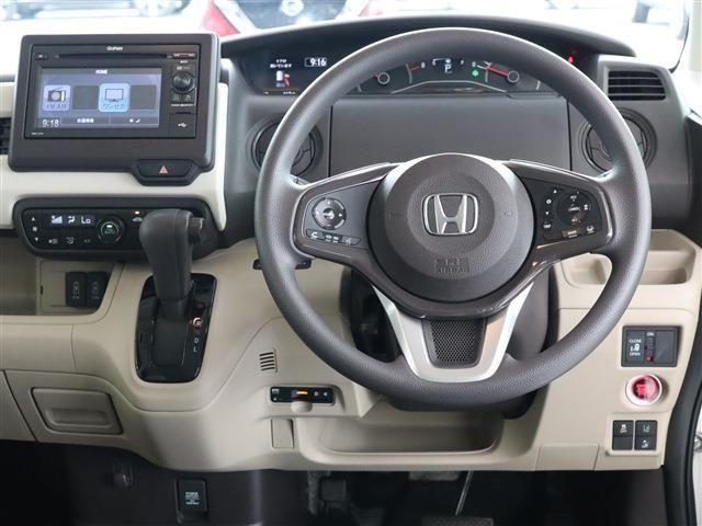 Honda N BOX 2019-01 191022-1