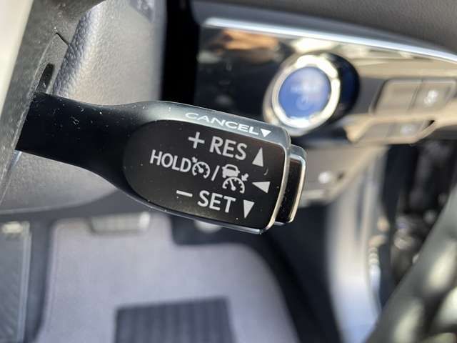 Toyota PRIUS 2017-01 20679-12