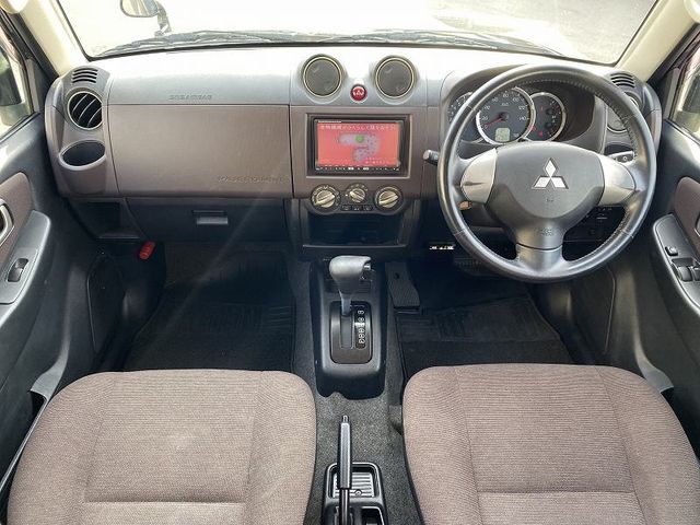 Mitsubishi PAJERO MINI 2009-02 186690-9