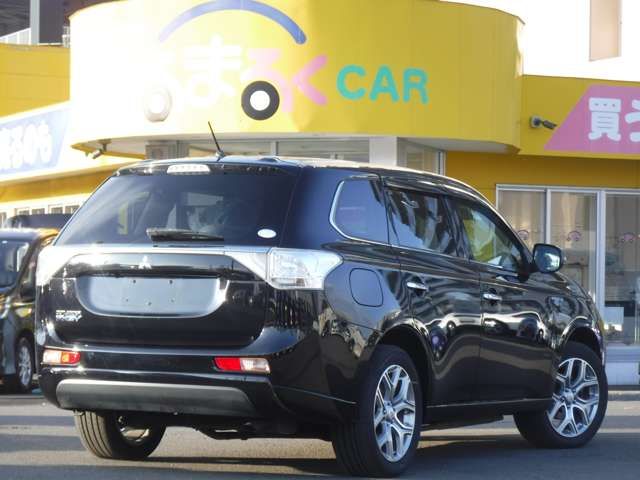 Mitsubishi OUTLANDER PHEV 2015-01 182266-1