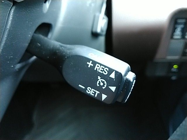 Toyota ROOMY 2019-10 182592-3