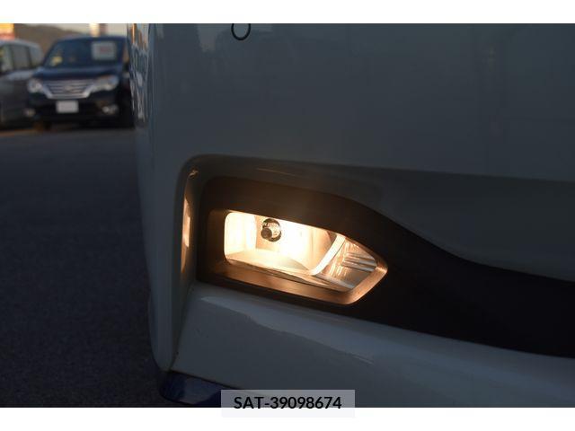 Nissan LEAF 2021-04 373284-23