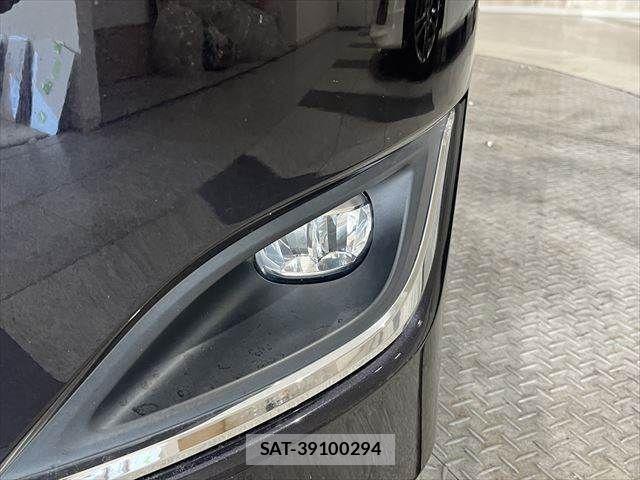 Toyota ESQUIRE 2018-01 455739-24