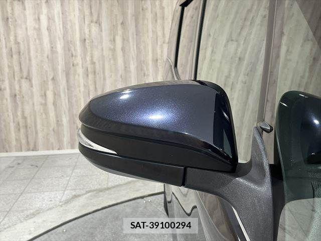 Toyota ESQUIRE 2018-01 455739-27