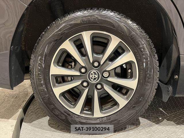 Toyota ESQUIRE 2018-01 455739-29