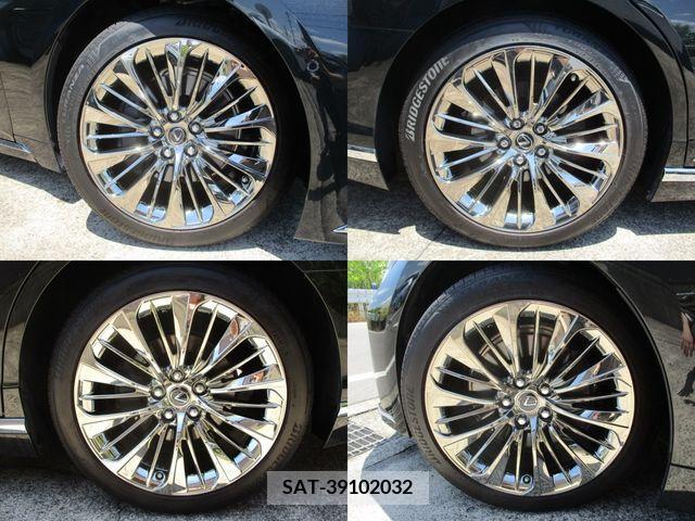 Lexus LS 2021-05 304739-7