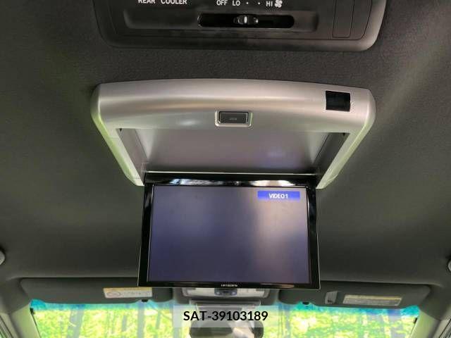Toyota ESTIMA 2017-04 268713-2