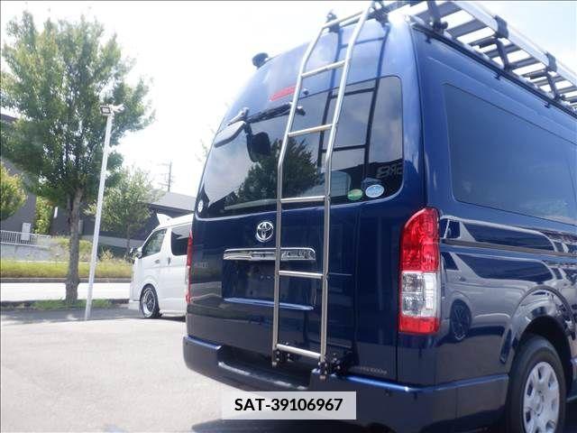 Toyota HIACE VAN 2019-09 351958-17