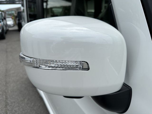 Suzuki SPACIA 2023-06 11665-7