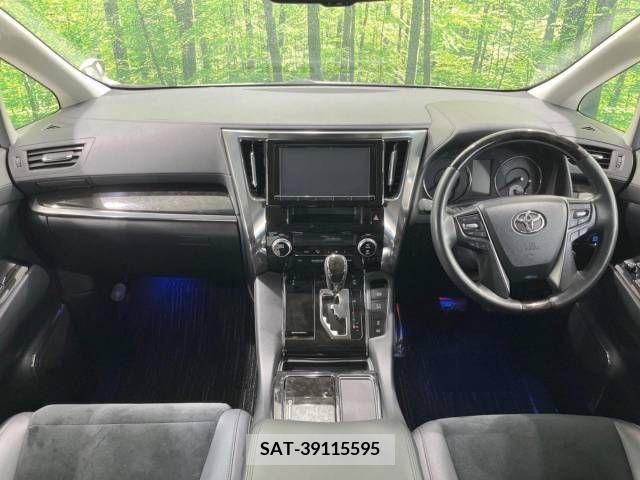 Toyota VELLFIRE 2015-08 380681-1