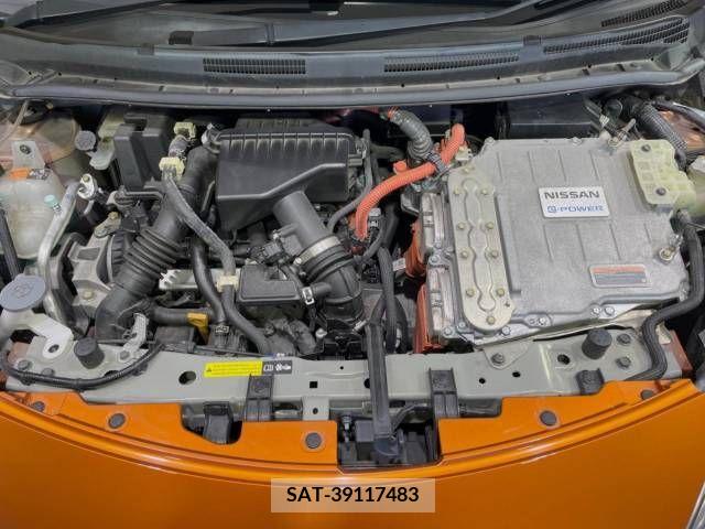 Nissan NOTE 2017-03 305372-18
