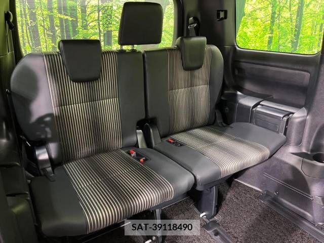 Toyota NOAH 2019-03 279465-10