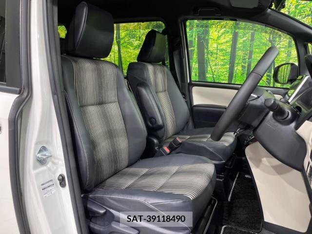 Toyota NOAH 2019-03 279465-8