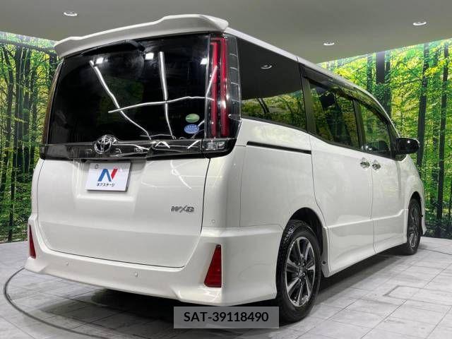 Toyota NOAH 2019-03 279465-18