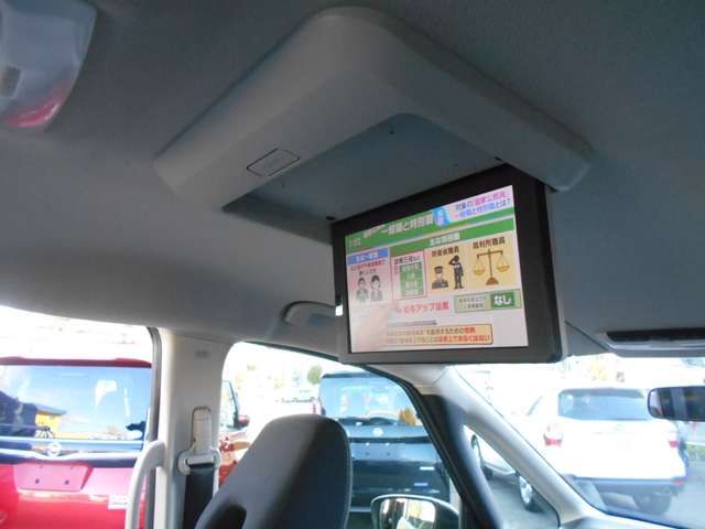 Nissan SERENA 2017-03 27008-13