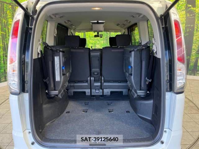 Nissan SERENA 2011-03 384929-11