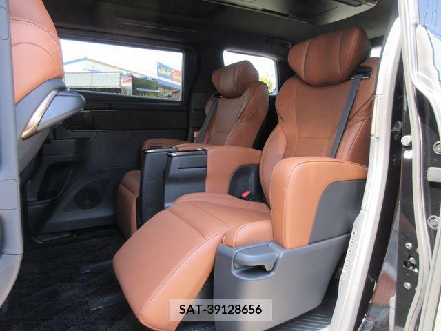 Toyota VELLFIRE 2024-04 287935-15