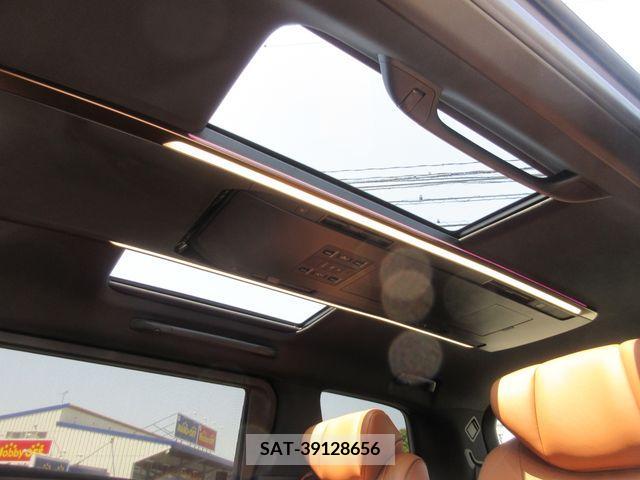 Toyota VELLFIRE 2024-04 287935-18