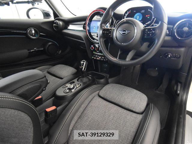 Bmw MINI 2021-10 240150-1