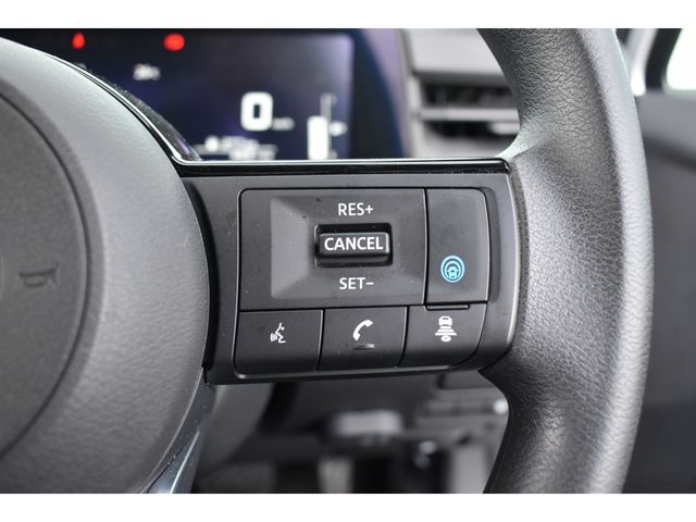 Nissan NOTE 2021-07 6878-6