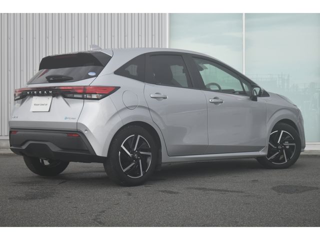 Nissan NOTE 2021-07 6878-1