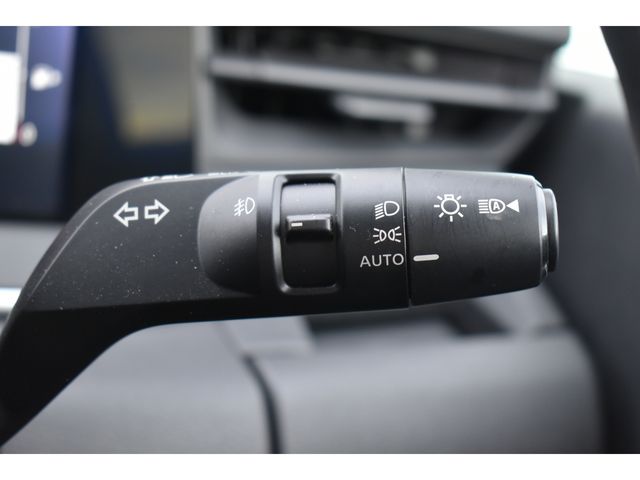 Nissan NOTE 2021-07 6878-14