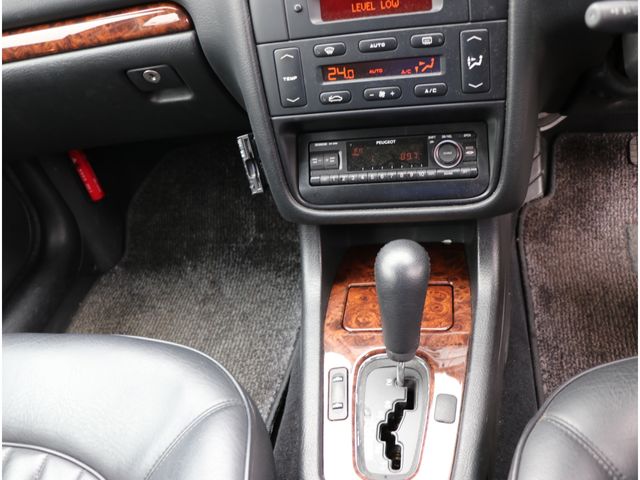 Peugeot 406 2001-03 738-4