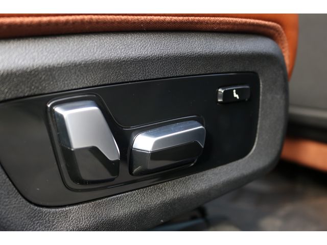 Bmw X7 2019-08 2074-25
