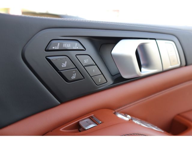 Bmw X7 2019-08 2074-17