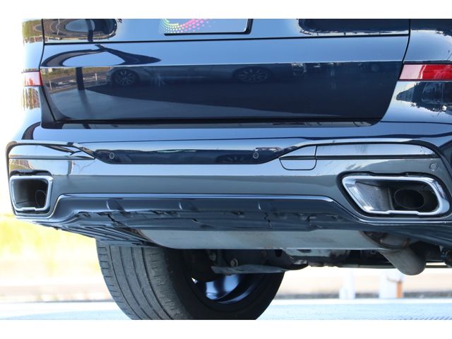 Bmw X7 2019-08 2074-13