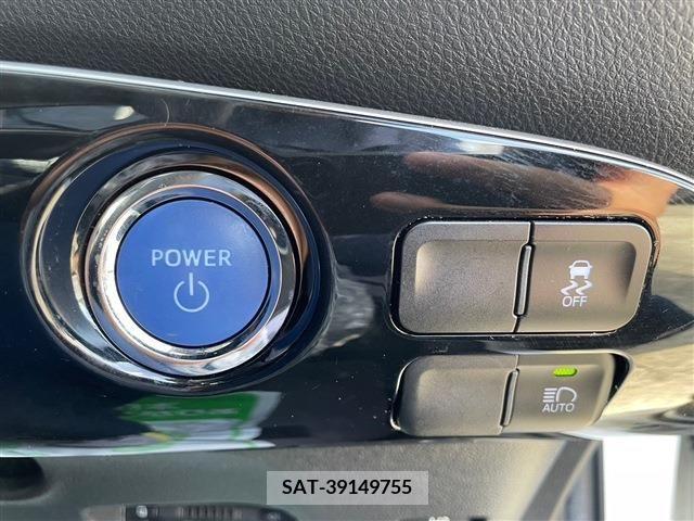 Toyota PRIUS 2019-02 348959-17