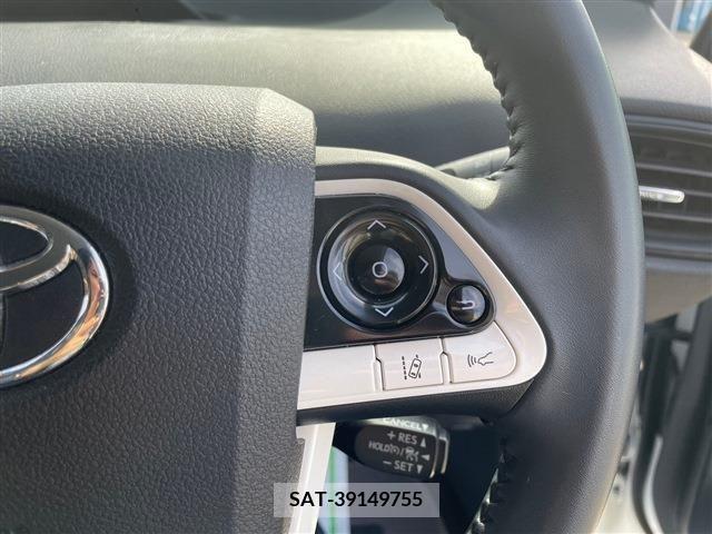 Toyota PRIUS 2019-02 348959-25