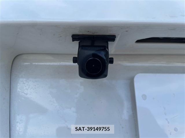 Toyota PRIUS 2019-02 348959-15