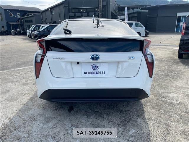 Toyota PRIUS 2019-02 348959-12