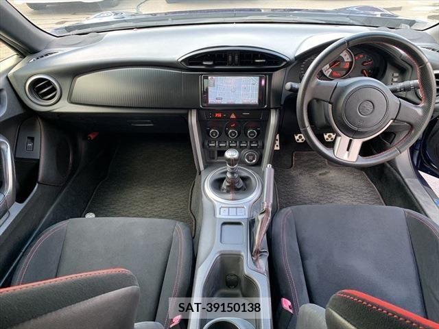 Toyota 86 2012-08 216059-18