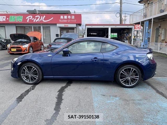 Toyota 86 2012-08 216059-7