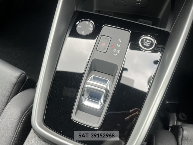 Audi A3 2021-10 223223-10