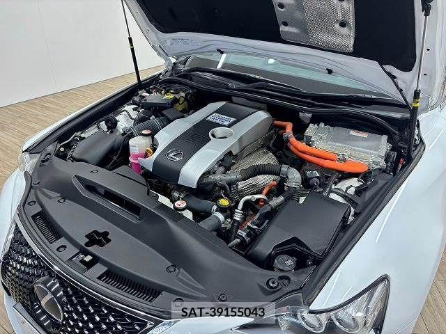 Lexus IS 2015-01 214266-17