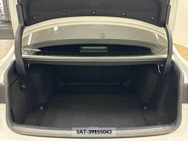 Lexus IS 2015-01 214266-12