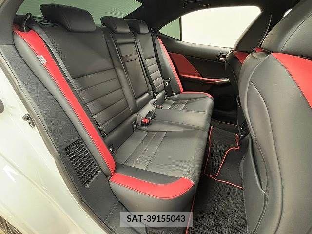 Lexus IS 2015-01 214266-5