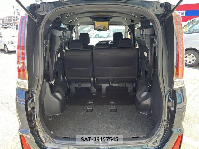 Toyota NOAH 2017-08 321535-13