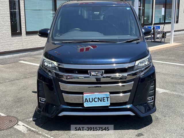 Toyota NOAH 2017-08 321535-1