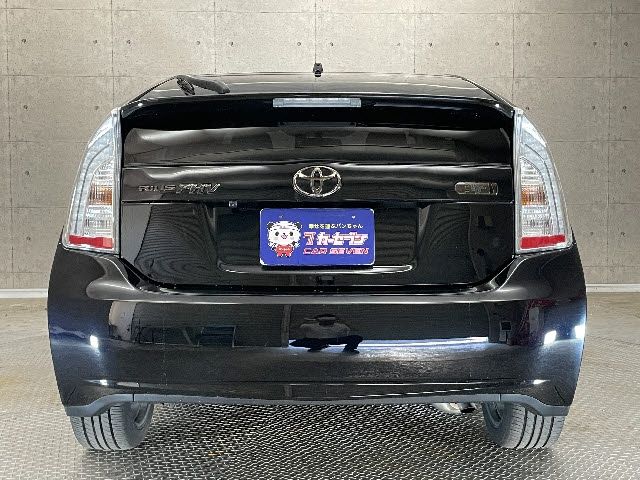 Toyota PRIUS PHV 2013-11 24063-6