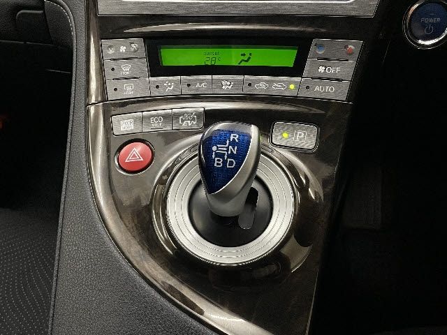 Toyota PRIUS PHV 2013-11 24063-20