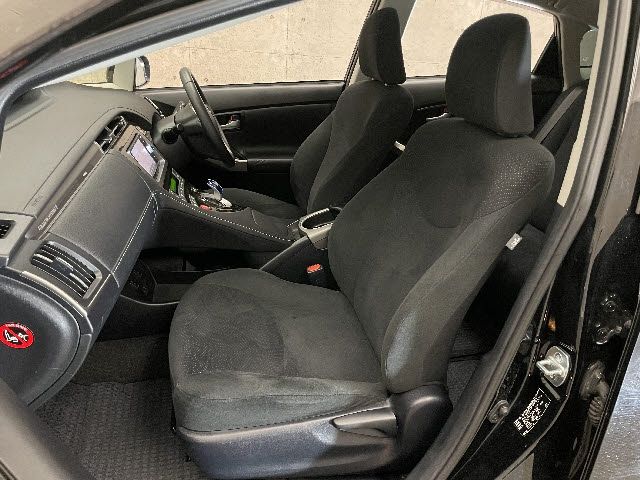Toyota PRIUS PHV 2013-11 24063-12