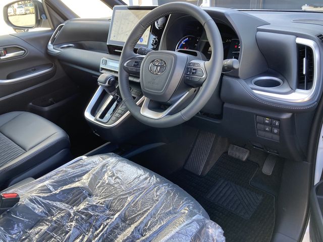 Toyota NOAH HYBRID 2023-11 29274-13