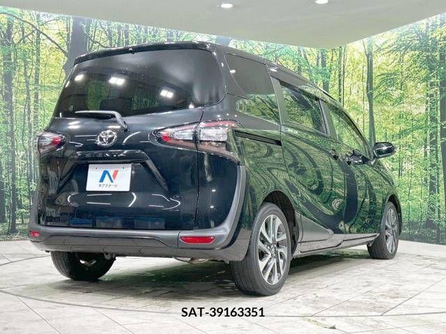 Toyota SIENTA 2017-03 325972-17
