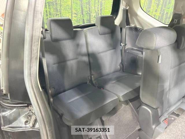 Toyota SIENTA 2017-03 325972-10
